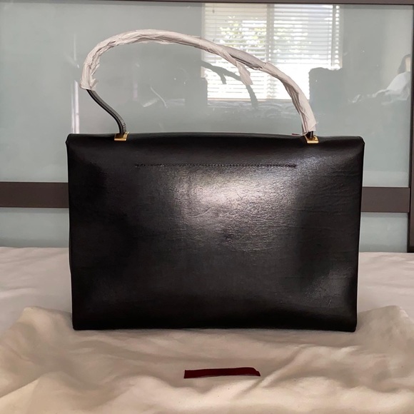 NWT Valentino Vlogo V Chain Top Handle Leather Handbag in Black - Picture 3 of 10